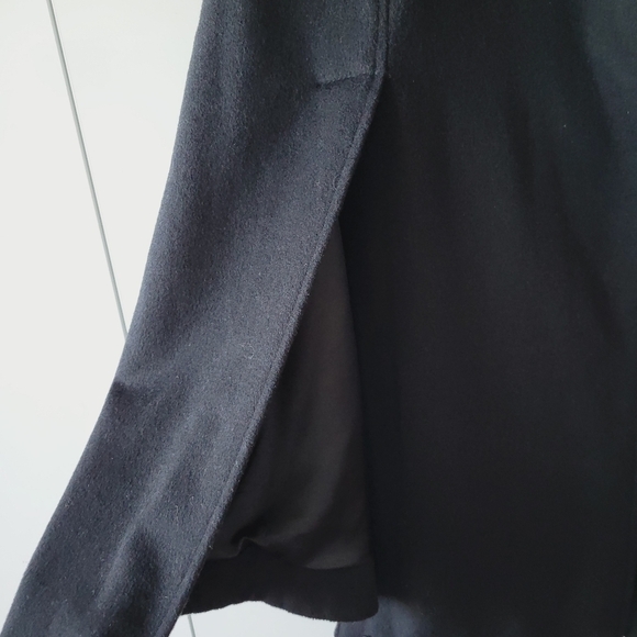 Elie Tahari Black Wool Blend Cape Coat - Picture 7 of 13